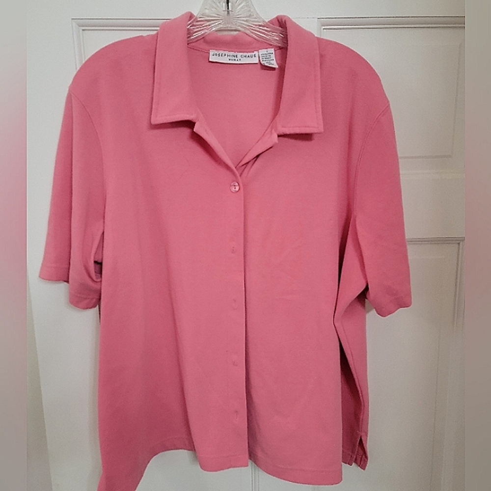 Ladies 2 piece set Josephine Chaus plus size short sleeve top and capri pants